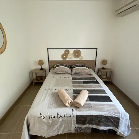 Hébergement de vacances De La Fontaine Avec Jaccuzi Septfonds