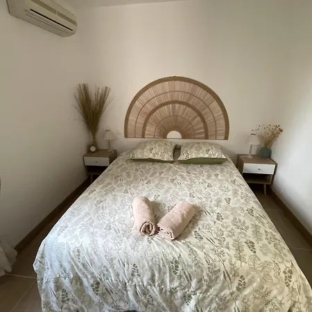 De La Fontaine Avec Jaccuzi 度假居