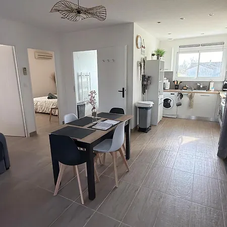 De La Fontaine Avec Jaccuzi 度假居