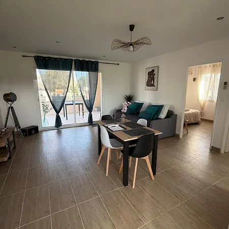 De La Fontaine Avec Jaccuzi 度假居