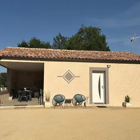 De La Fontaine Avec Jaccuzi Nyaraló *