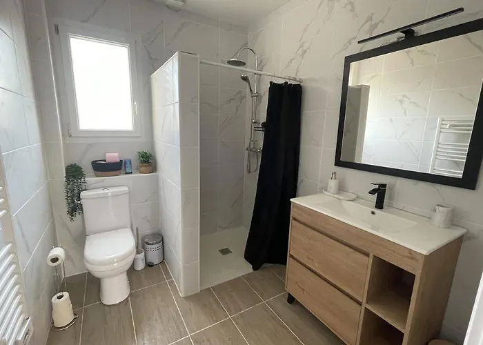 De La Fontaine Avec Jaccuzi Ferienhaus Septfonds