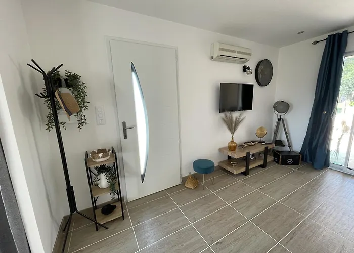 De La Fontaine Avec Jaccuzi Ferienhaus *